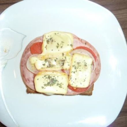 Schneller leckerer herzhafter Imbiss