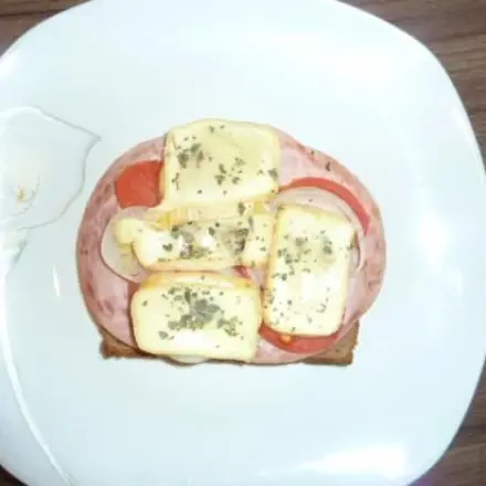 Schneller leckerer herzhafter Imbiss