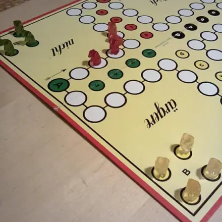 Brettspiele für Kinder spannender machen