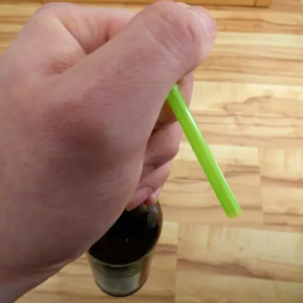 Bier stürzen in 3 Sekunden