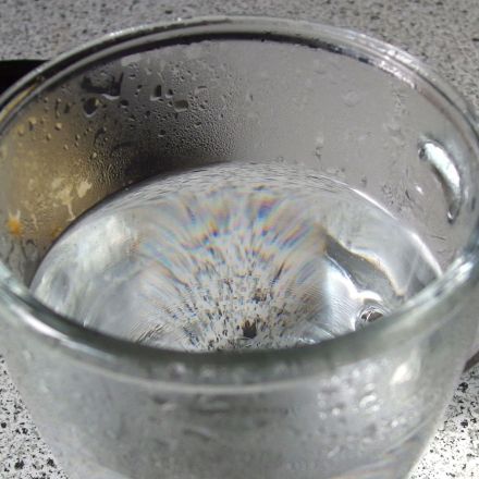 Gegen Schwitzen hilft heiß trinken