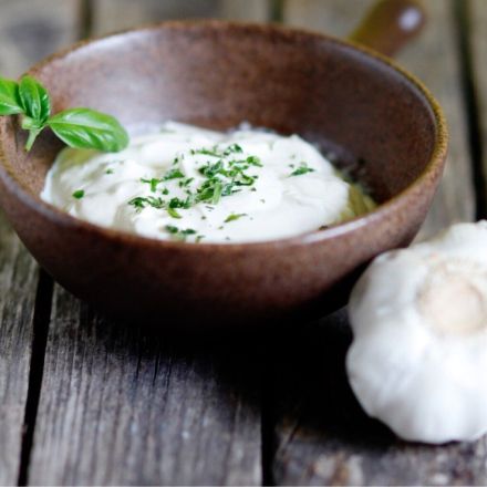 Joghurt-Knoblauch-Sauce