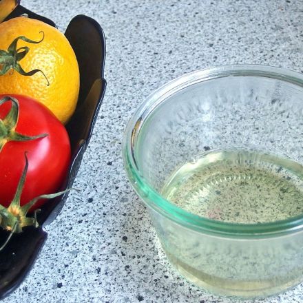 Fruchtfliegen mit Hugo fangen