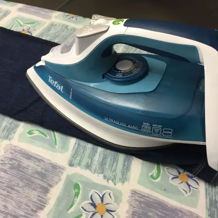 Jeanshosen bügeln leicht gemacht