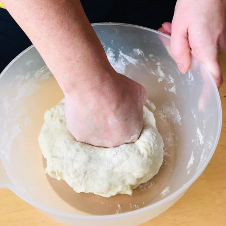 Teig kneten - ganz einfach