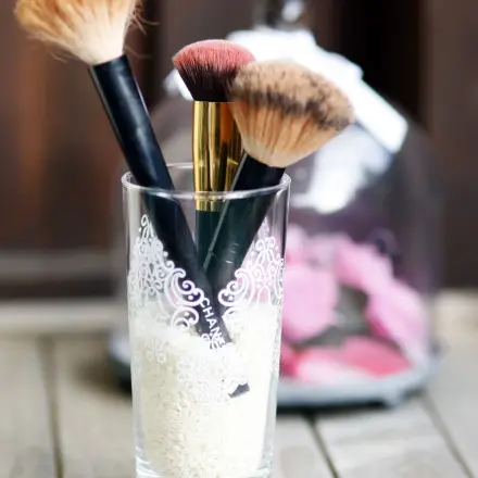 Sehr schöne Dekoidee und praktischer Pinselhalter