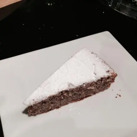 Nusskuchen mit Haselnuss