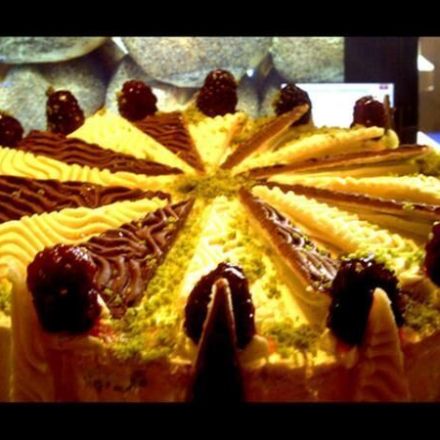 Waldbeere-Ganache-Torte