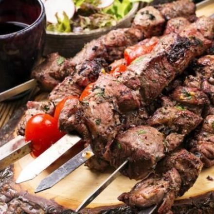Leckere Marinade für Souvlaki-Spieße