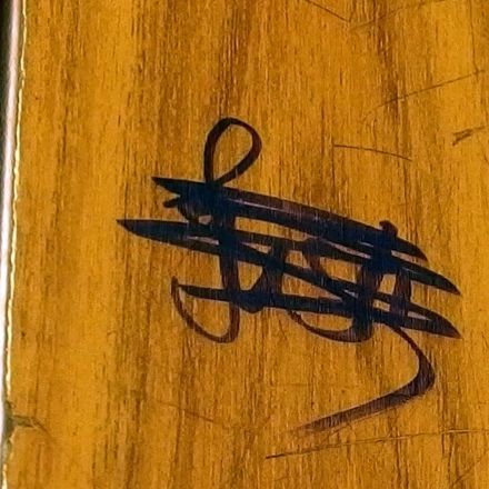 Filzstift oder Acrylfarbe entfernen