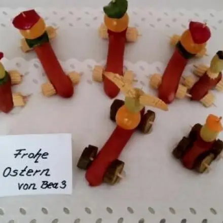 Würstchen-Rennwagen für den Kindergeburtstag
