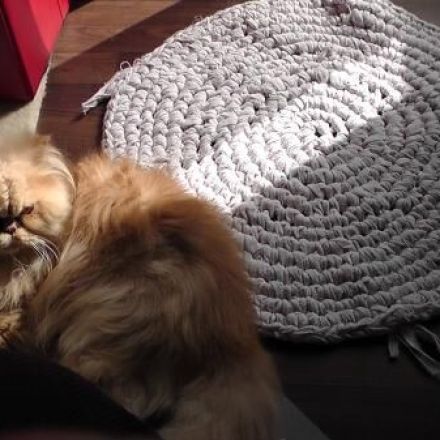 Bettwäsche zu Teppichen verarbeiten