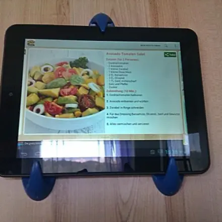 Tablet an Wand mit Handtuchhaken montieren