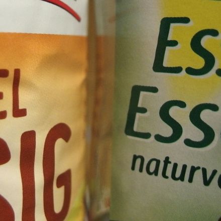 Essigessenz vs. Apfelessig bei Nagelpilz