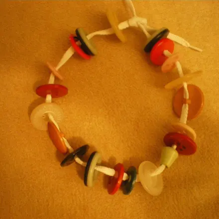 Knopfkette für Kinder