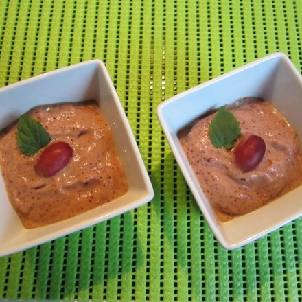 Mit Stabmixer und Eiscrusher schnell eine Eiscreme herstellen