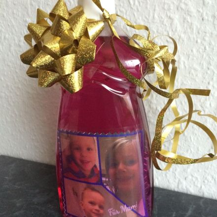 Aufkleberreste von Spülmittelflaschen etc. entfernen