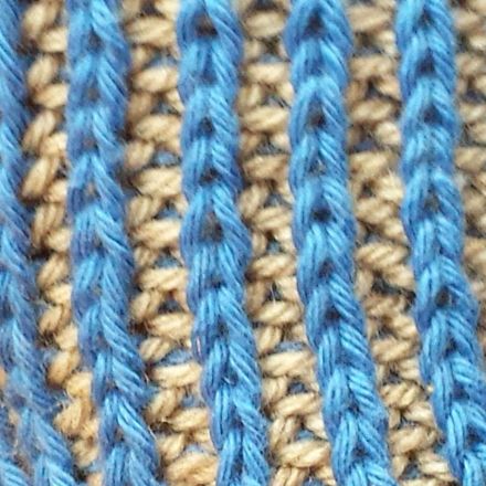 Strickmuster - zweifarbiges Halbpatent