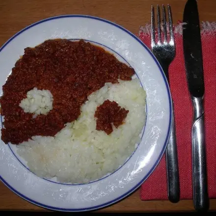 Essen anrichten - Yin und Yang auf dem Teller