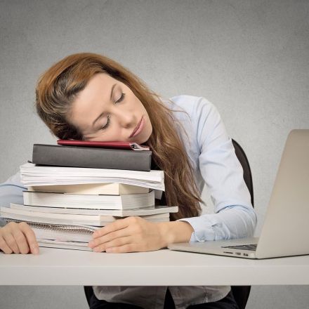 Ständig müde - Was hilft gegen Müdigkeit?