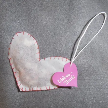 Kleines Tee-Geschenk: Selbst gemachter Teebeutel