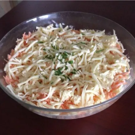 Mega leckerer Schichtsalat - vegetarisch