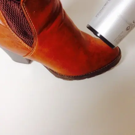 Enge Lederschuhe weiten