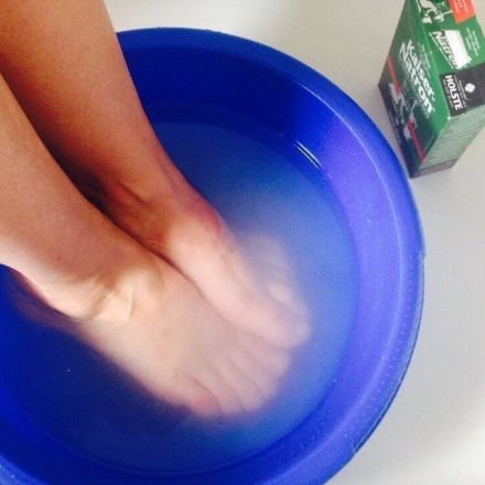 Körper entsäuern mit Kaiser Natron Fußbad