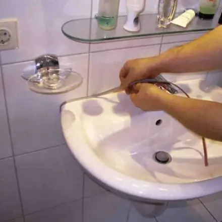 Silikon-Fugen einfacher selbst herstellen oder erneuern