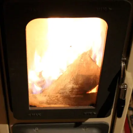 Aufbewahrung für Kaminholz...