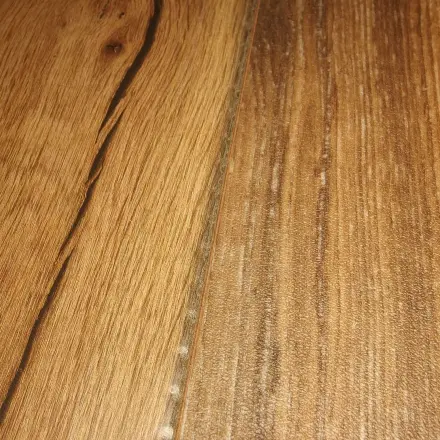 Bauschaum gegen knarrende Holzfußböden