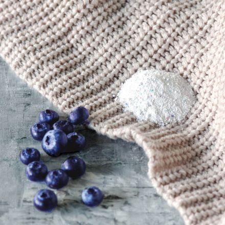 Blaubeerflecken aus Kleidung entfernen