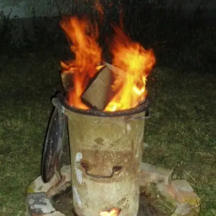 Laub clever verbrennen