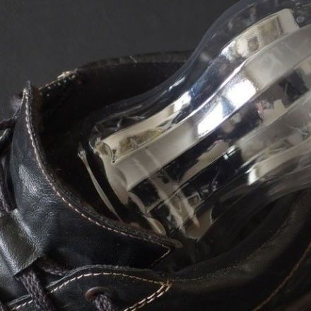 PET-Flaschen als günstige Schuhspanner