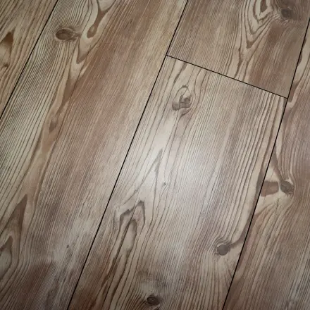 Laminat als Küchen-Fliesenspiegel