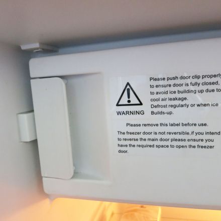 Gefrierfachklappe abgebrochen, einfachste Hilfe