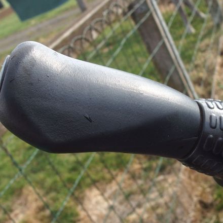 Montage eines Fahrradhandgriffes