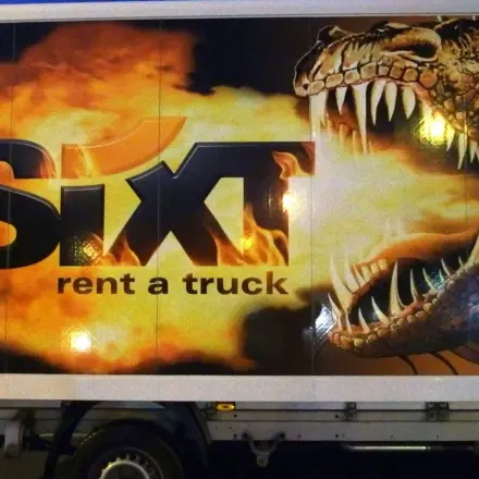 Mietwagen - wie öffnet man den Tankdeckel?