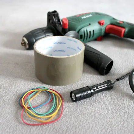 In dunklen Winkeln bessere Sicht beim Bohren