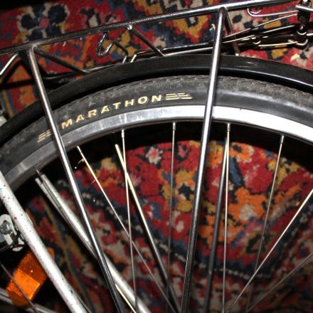 Fahrradmantel ohne Spezialwerkzeug abmachen