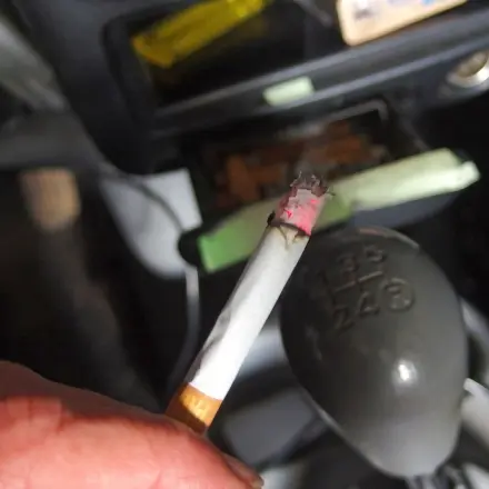 Orientierungshilfe für Raucher im Auto