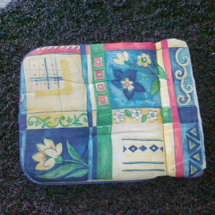 Preiswertes Liegekissen für Katze oder Hund