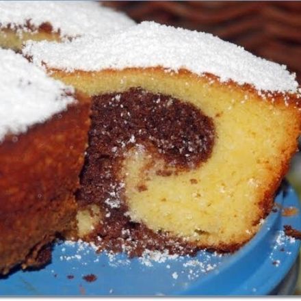 Herrlich saftiger Marmorkuchen mit Eierlikör und Nutella