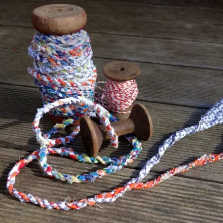 Geschenkband oder Kordel aus Stoffresten (Fabric Bands)