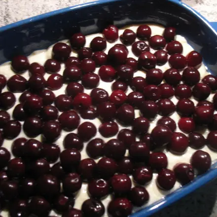 Schneller Kirsch-Quark-Auflauf