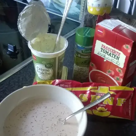 Schnelle one for all Sauce aus Resten