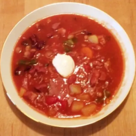 Deftiger Bohneneintopf mit Kassler