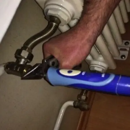 Heizkörper: Thermostatventil verstopft oder verkalkt?