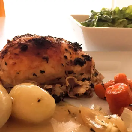 Superzartes Zitronen-Kräuter-Hähnchen aus dem Slow Cooker