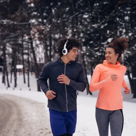 Fit trotz Kälte: So klappt das Outdoor-Training im Winter